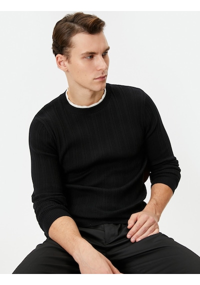 Koton Slim Fit Kazak Triko Dokulu Yaka Detaylı Uzun Kollu Siyah 4wam70063ht Siyah