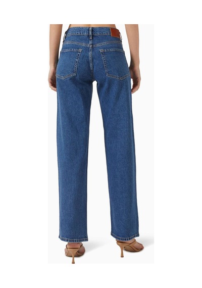 Düşük Bel Düz Kesim Jean - Denim, Eb Denim Imzası İle Şık Ve Hemen Her Tarza Uygun Mavi