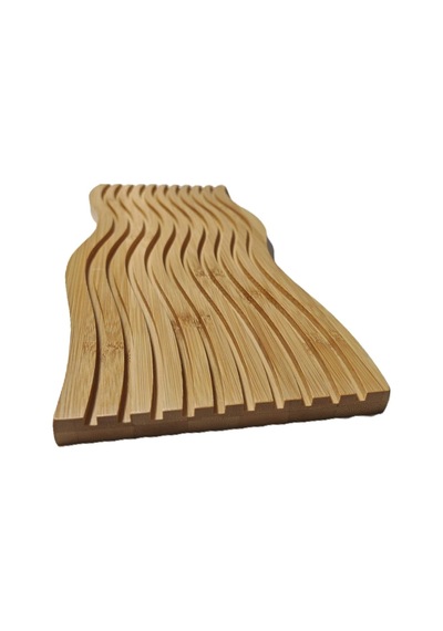 Bambu Kesme Ve Sunum Tahtası, Oluklu Kavisli, 39 X 18 Cm, Sarı Çok Renkli