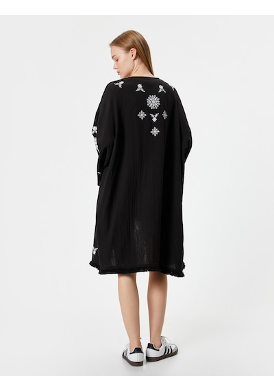 Koton Midi Kimono Nakışlı Oversize Asimetrik Kesim Siyah 4sal50006ıw Siyah Koton Midi Kimono Nakışlı Oversize Asimetrik Kesim Siyah 4sal50006ıw Siyah