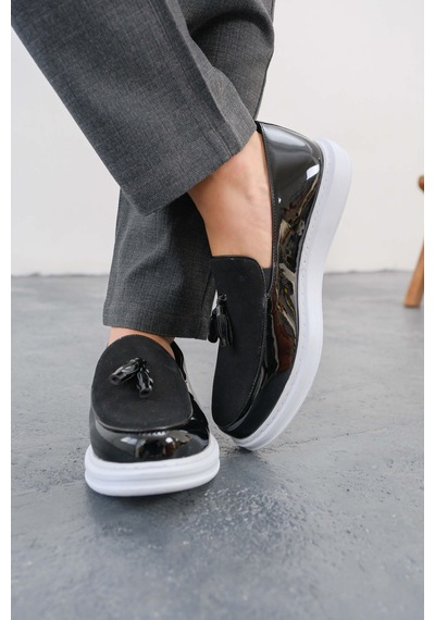 Roof Atelier Erkek Siyah Rugan Püsküllü Loafer Ayakkabı - 002 - Rbt Loafer Verniciata Siyah