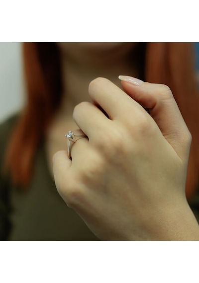 Lova F Renk 0,25 Karat Pırlanta Tektaş Yüzük - 1020096