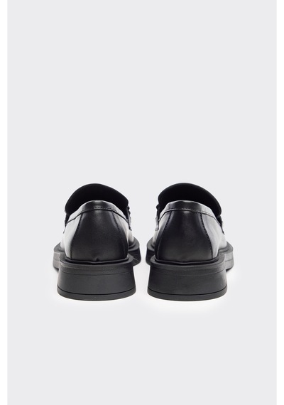 Derinet Tokalı Kadın Hakiki Deri Loafer Siyah Siyah