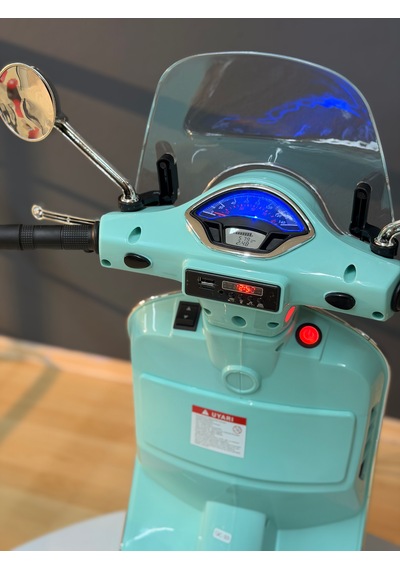 Orjinal Vespa Akülü Motor 3-6 Yaş Mavi