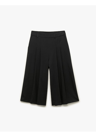 Koton Rahat Kalıp Cepli Pile Detaylı Culotte Kumaş Pantolon Lacivert 5sak40267pw Lacivert Koton Rahat Kalıp Cepli Pile Detaylı Culotte Kumaş Pantolon Lacivert 5sak40267pw Lacivert