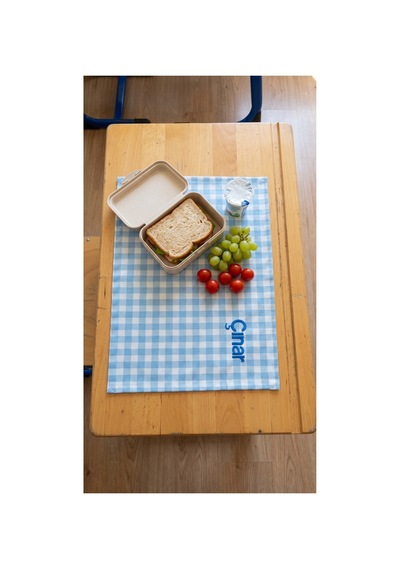 Kişiye Özel İsim Nakışlı Duck Kumaş Beslenme Örtüsü 45x35 Cm Su Ve Leke Tutmaz Kumaş - 922807845