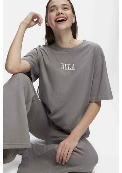 Ucla Manuela Gri Bisiklet Yaka Tshirt Nakışlı Loose Fit Kadın Tshirt Gri