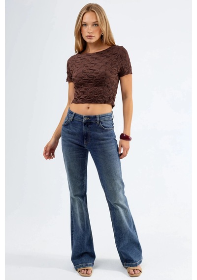 Hiccup Kısa Kollu Dokulu Kayık Yaka Slim Fit Crop Tişört Ceviz Kahve