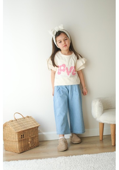 Lolliboomkids Kız Çocuk Fırfır Kol Love Baskılı Tshirt Yüksek Bel Geniş Paça Kot Pantolon Altüst Takım Jean Mavi Lolliboomkids Kız Çocuk Fırfır Kol Love Baskılı Tshirt Yüksek Bel Geniş Paça Kot Pantolon Altüst Takım Jean Mavi