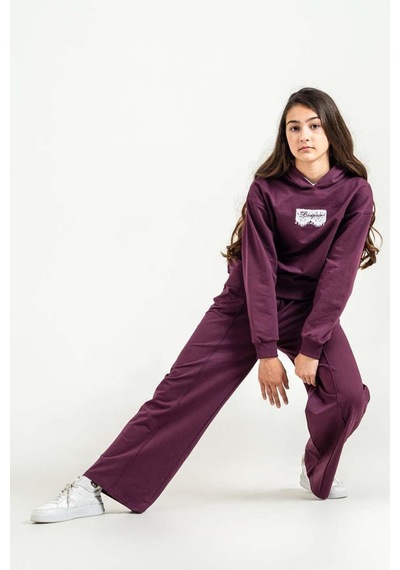 Riccotarz Kız Çocuk Üzeri Dantel Bonjour Yazı Detaylı Kapüşonlu Sweatshirt Bol Kesim Mürdüm Eşofman Takım Riccotarz Kız Çocuk Üzeri Dantel Bonjour Yazı Detaylı Kapüşonlu Sweatshirt Bol Kesim Mürdüm Eşofman Takım