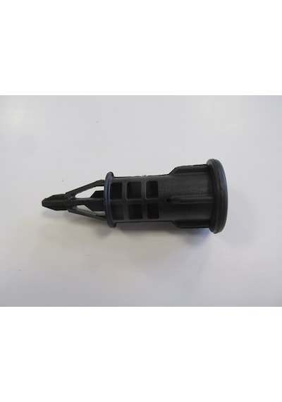 Renault Megane 4 Sd 21/26 Arka Tampon Bagaj Kilit Klipsi