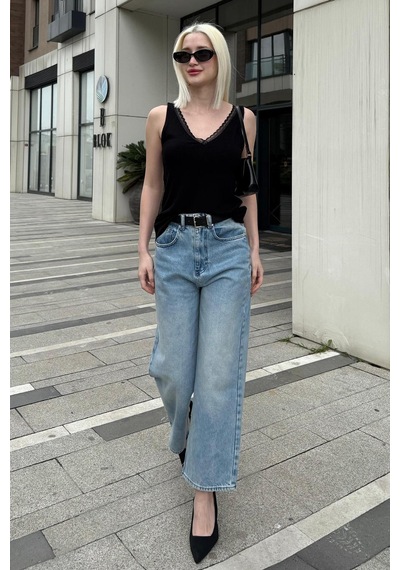 Madmext Siyah V Yaka Dantelli Kadın Bluz Mg2426