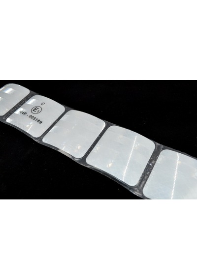 45 Metre Kesikli Parçalı Beyaz Reflektif Bant 5cmx5cm Etiket