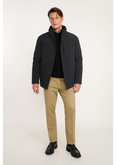 Ac&Co / Altınyıldız Classics Erkek Sıyah Standart Fit Normal Kesim Dik Yaka Fermuarlı Fleto Cepli Kaban Siyah Ac&Co / Altınyıldız Classics Erkek Sıyah Standart Fit Normal Kesim Dik Yaka Fermuarlı Fleto Cepli Kaban Siyah