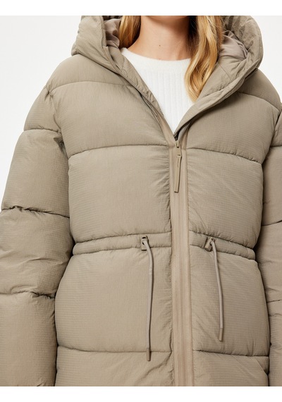 Koton Kapşonlu Şişme Mont Oversize Cepli Fermuarlı Vizon 5wak00171ew