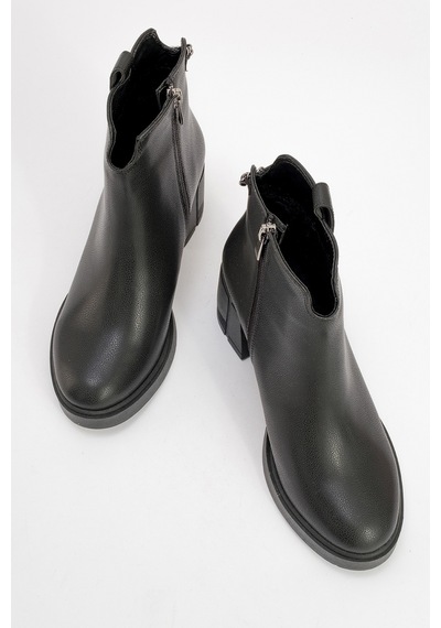 Luvishoes Luvi Shoes Mier Siyah Cilt Zincir Detaylı Kadın Kalın Topuklu Bot Siyah-Cilt