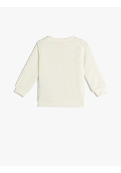 Koton Basic Sweatshirt Uzun Kollu Bisiklet Yaka Kalp Detaylı Dokulu Ekru 5smg10059ak Ekru