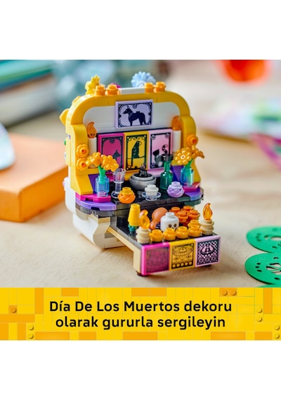 LEGO® Ölüler Günü 40811 – 9 Yaş ve Üzeri Çocuklar için Dekoratif Kafatası ve Sunak Modeli Oyuncak Yapım Seti, Hediye Fikri (471P)