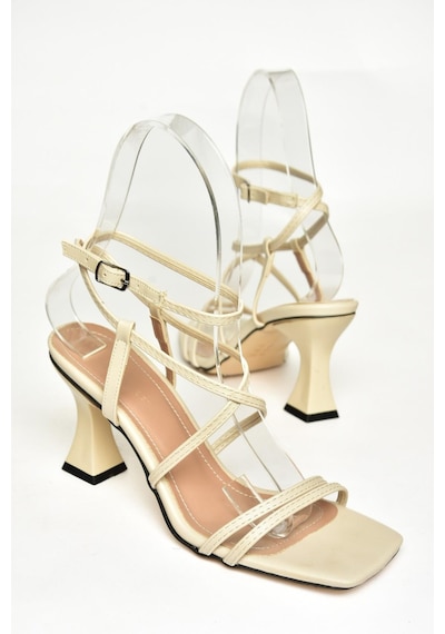 Fox Shoes S997441009 Bej Kalın Topuklu Kadın Ayakkabı Bej