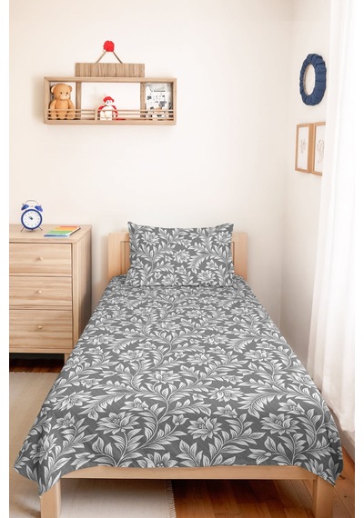 Gri Çiçekli Botanik Pike Takımı - Beyaz Geometrik Kapitone Mevsimlik Yatak Örtüsü 160x220 Cm Bulanık Kekik Rüyası