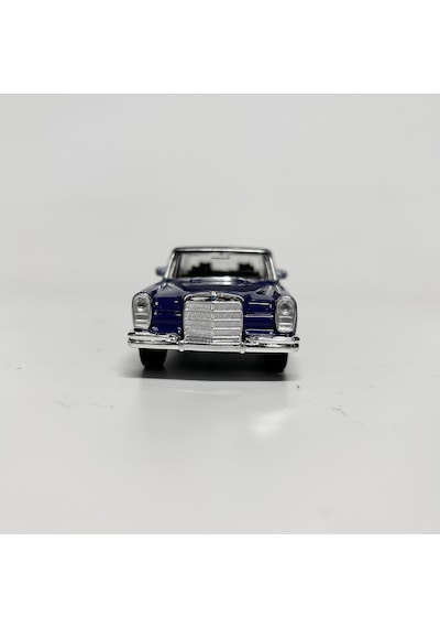 Welly Mercedes Benz 600 Pullman 1/36