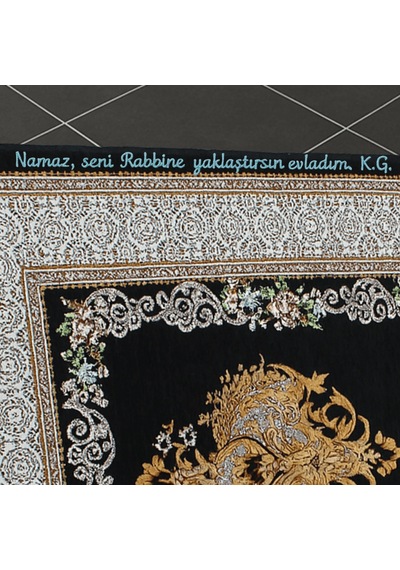 Tesbihane Kişiye Özel Nakış İşlemeli Çiçek Desenli Kendinden Saçaklı Siyah Renk Hediyelik Seccade