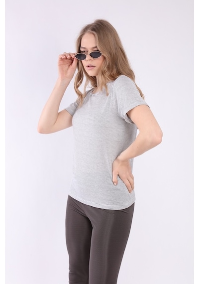 Neslice Kadın Basic Yaka Kısa Kol T-Shirt
