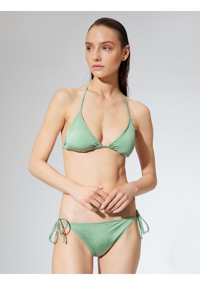 Koton Üçgen Bikini Üstü Basic Kaplı Boyundan Bağlamalı Açık Yeşil Shınny 3sak10066bm 3SAK10066BMAYS Açık Yeşil Koton Üçgen Bikini Üstü Basic Kaplı Boyundan Bağlamalı Açık Yeşil Shınny 3sak10066bm 3SAK10066BMAYS Açık Yeşil