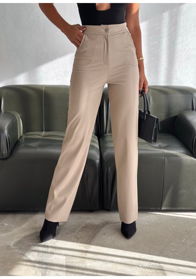 Gugus Kadın Suni Deri Palazzo Bol Paça İçi Polarlı Termal Kışlık Wide Lege Trend Pantolon Ekru Gugus Kadın Suni Deri Palazzo Bol Paça İçi Polarlı Termal Kışlık Wide Lege Trend Pantolon Ekru