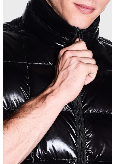 Armani Exchange Kapitoneli Regular Fit Dik Yaka Yelek Erkek Yelek Xm003475 Af23755 Uc001 Siyah Armani Exchange Kapitoneli Regular Fit Dik Yaka Yelek Erkek Yelek Xm003475 Af23755 Uc001 Siyah