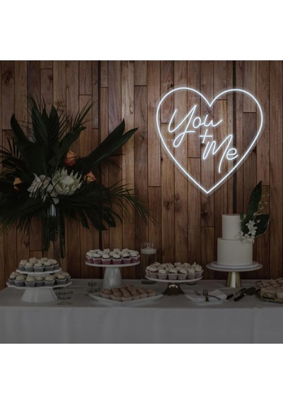 You+me Yazılı Ve Şekilli Neon Tabela Beyaz