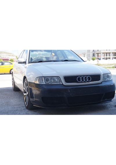 Audi A4 R32 Ön Tampon( Fiberglas)