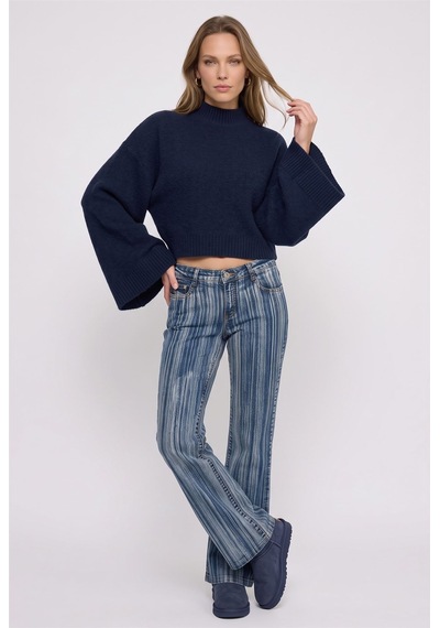 Neden Tekstil Kadın Premium Yarasa Geniş Kol Crop Triko Kazak - Lacivert