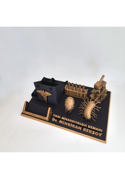Kişiye Özel Mikrobiyoloji Uzmanı Masa İsimliği Ve Kartvizitlik Gold - Siyah