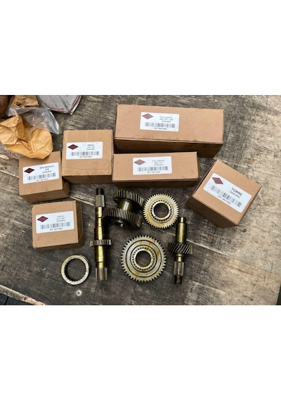 Suzuki Samurai 1985-1993 Arazi Şanzıman Dişli Seti 6 Parça Diğer