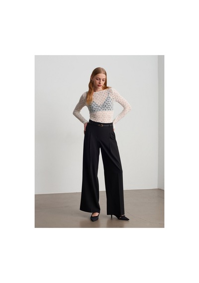 Dilvin 32763 Kayık Yaka Dantel Top Ekru