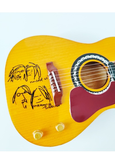 El Yapımı 1/4 Ölçek Minyatür Elektro Akustik Gitar J160e