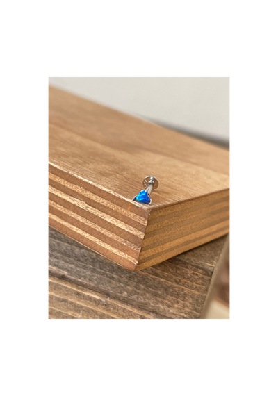 925 Ayar Gümüşi Kalp Modeli Opal Taşlı Dudak Kıkırdak Helix Tragus Gümüş Piercingi Altın