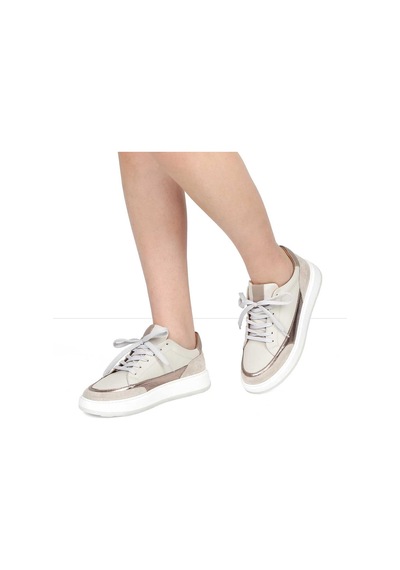 Kadın Bej Bağcıklı Kalın Tabanlı Deri Sneaker