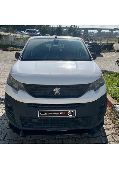 Peugeot Partner Tepee 2019 Yılı Ve Sonrası Uyumlu Ön Tampon Lip