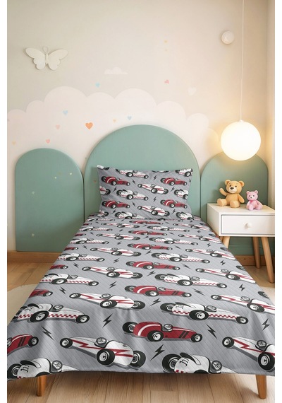 Evimde Bambaşka Araba Gri Erkek Çocuk Pike Takımı-retro Yarış Konseptli Kırmızı Bebek Odası Yatak Örtüsü-160x220 CM