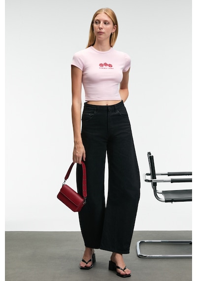ETHIQUET NOVE E Kadın Bisiklet Yaka Kısa Kollu Önü Baskılı Crop Pembe T-Shirt