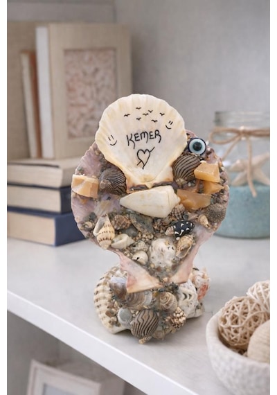 Kemer Temalı Deniz Kabuklu Dekoratif Biblo El Yapımı Masa Üstü Ev & Ofis Dekoru 11x8 Cm çok renkli