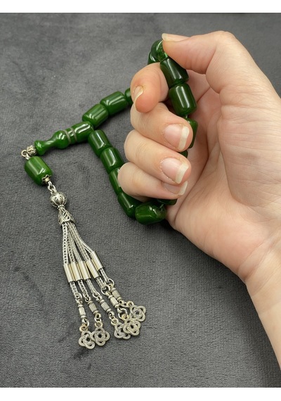 Efe Boy Alpaka Zincir Püsküllü Hamur Yeşili Sıkma Kehribar Tesbih 11x14 Mm Yeşil