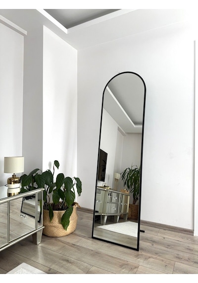 Effe Siyah Metal Çerçeveli 180x50 Cm Oval Ayaklı Boy Aynası