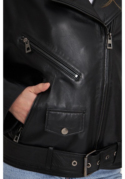 M M Marki Marki Kadın Hakiki Deri Ceket - Siyah, Kemerli, Oversize, Askılı Omuz Detaylı, 70 Cm - 116622