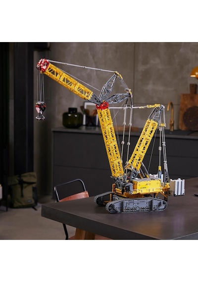 LEGO® Technic Liebherr Paletli Vinç LR 13000 42146 - Araç Seven Yetişkinler için Çalışan Bir Vinç Modeli İçeren Model Yapım Seti(2883 Parça)