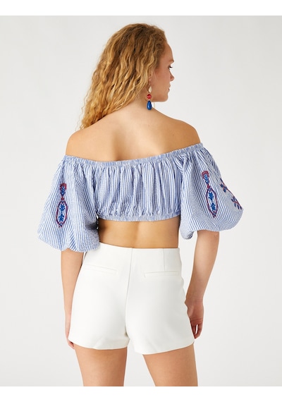 Koton Nakışlı Crop Bluz Omzu Açık Mavi Çizgili 2sak30116ew Mavi Çizgili