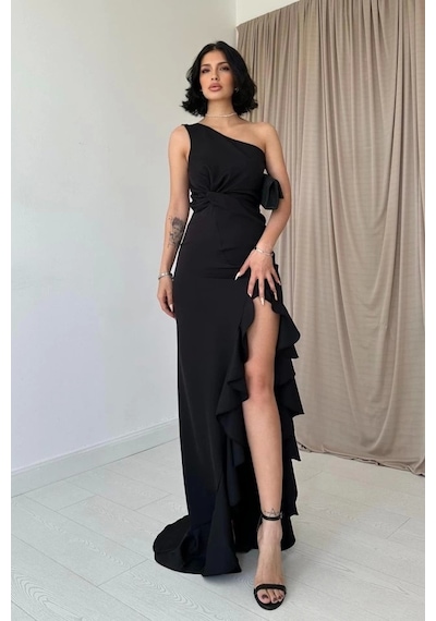 Defymoda Siyah Yırtmaçlı Volanlı Elbise Siyah