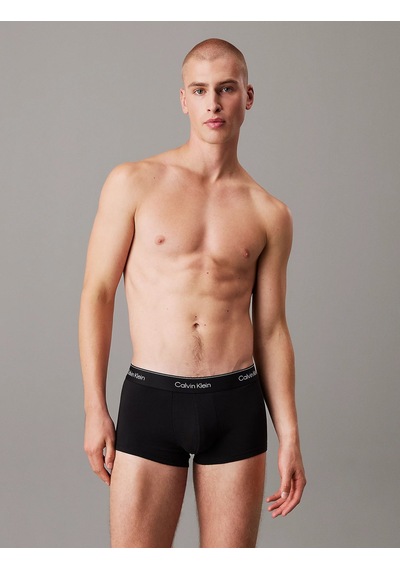 Calvin Klein Erkek Marka Logolu Elastik Bantlı Günlük Kullanıma Uygun Siyah Boxer Lv00nb4389 Tm6 Calvin Klein Erkek Marka Logolu Elastik Bantlı Günlük Kullanıma Uygun Siyah Boxer Lv00nb4389 Tm6